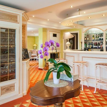 Au Gay Sejour Hotel Faverges Luaran gambar