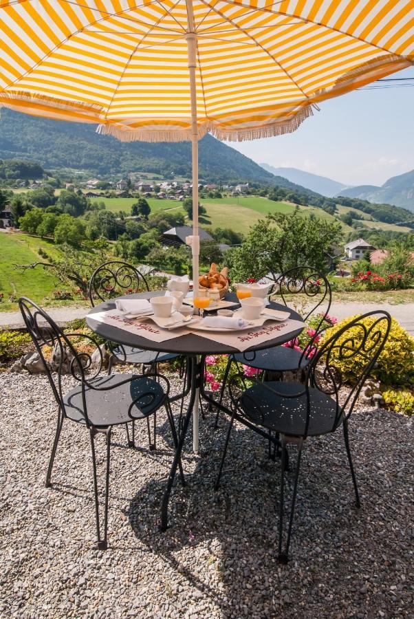 Au Gay Sejour Hotel Faverges Luaran gambar