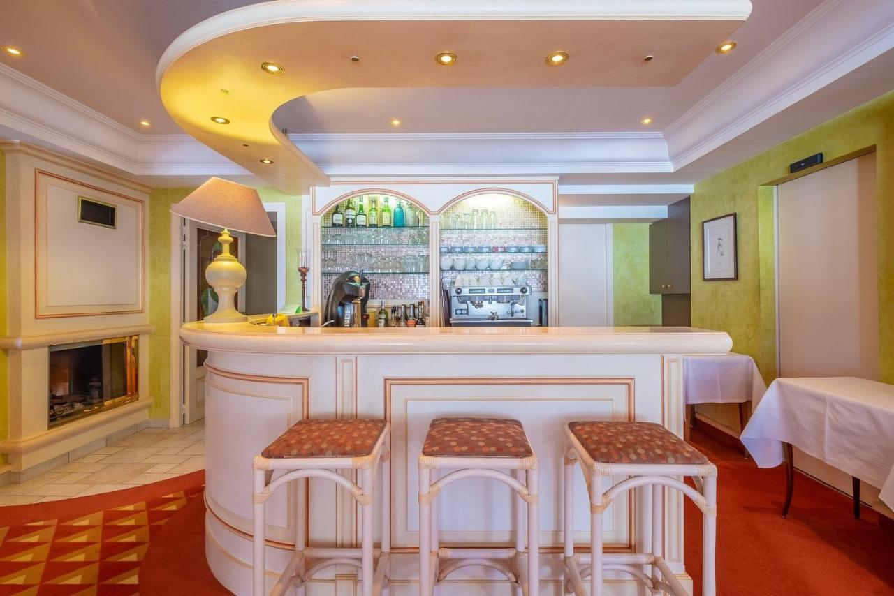 Au Gay Sejour Hotel Faverges Luaran gambar