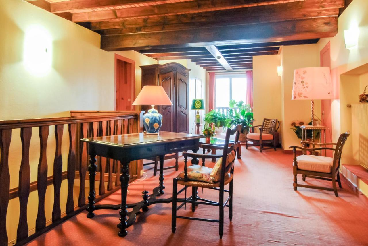 Au Gay Sejour Hotel Faverges Luaran gambar