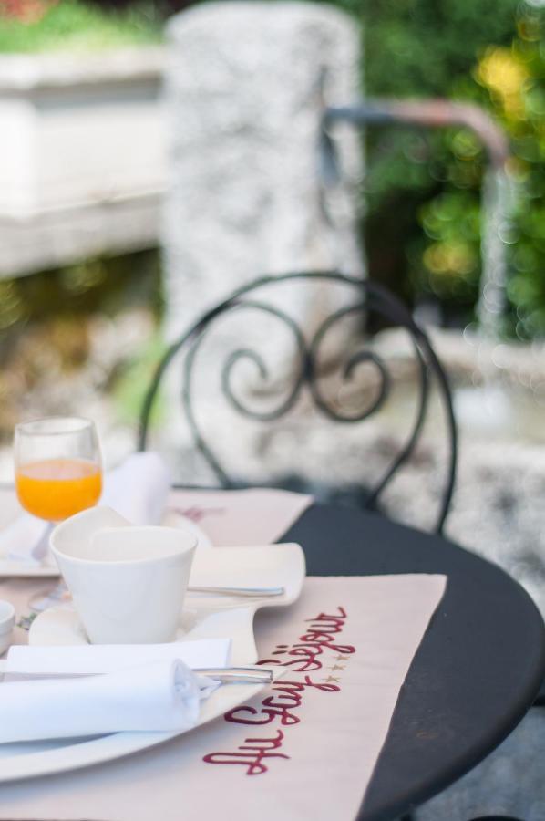 Au Gay Sejour Hotel Faverges Luaran gambar