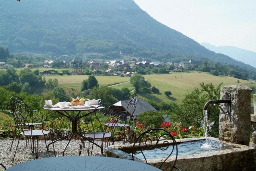 Au Gay Sejour Hotel Faverges Luaran gambar